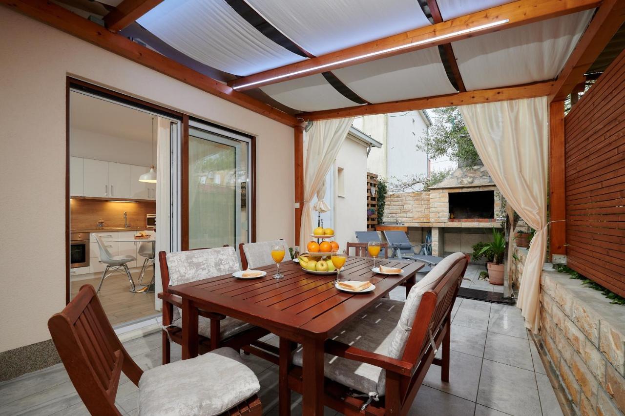 Apartment Boris Trogir Exterior foto